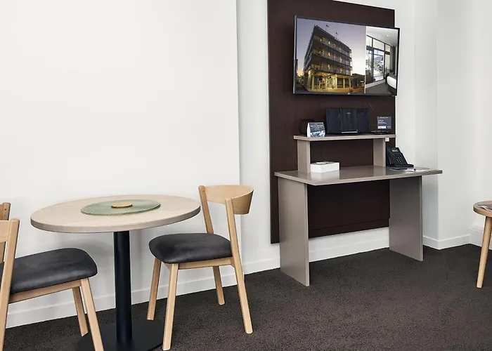 Quest Aparthotel 5*